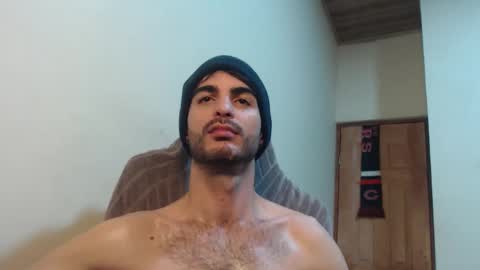 Snapshot of therazhanen chatting on October 20, 5:52 am Santiago Enrique online show from October 20, 5:52 am