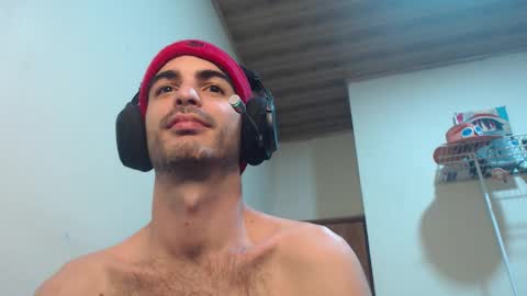 Snapshot of therazhanen chatting on November 4, 6:45 am Santiago Enrique online show from November 4, 6:45 am