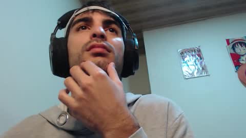 Snapshot of therazhanen chatting on November 10, 5:28 am Santiago Enrique online show from November 10, 5:28 am