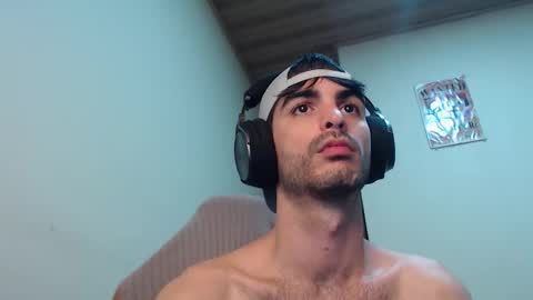 Snapshot of therazhanen chatting on November 12, 4:46 am Santiago Enrique online show from November 12, 4:46 am