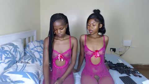 therealdesire online show from November 15, 1:25 am