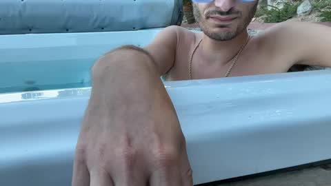 Snapshot of therealdylansdick chatting on September 11, 11:49 pm therealdylansdick online show from September 11, 11:49 pm