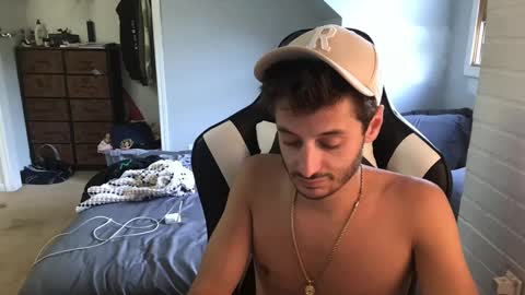 Snapshot of therealdylansdick chatting on September 29, 6:02 pm therealdylansdick online show from September 29, 6:02 pm