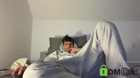 Snapshot of therealdylansdick chatting on November 9, 11:41 am therealdylansdick online show from November 9, 11:41 am