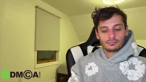 Snapshot of therealdylansdick chatting on November 9, 11:47 pm therealdylansdick online show from November 9, 11:47 pm