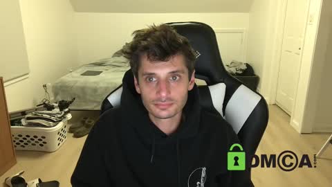 Snapshot of therealdylansdick chatting on November 24, 6:57 am therealdylansdick online show from November 24, 6:57 am