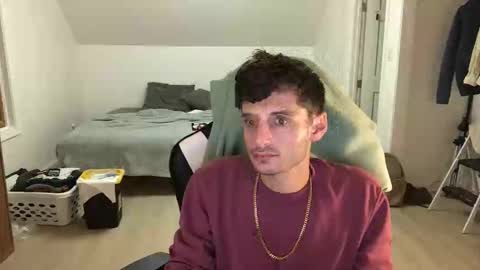 Snapshot of therealdylansdick chatting on November 26, 11:17 pm therealdylansdick online show from November 26, 11:17 pm