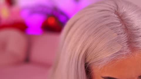 Snapshot of therealfallingangel chatting on January 24, 9:15 pm Deea online show from January 24, 9:15 pm