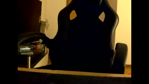 Snapshot of therise23411 chatting on January 28, 8:25 am small dick online show from January 28, 8:25 am
