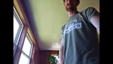 therizzler_1_of_1 online show from October 5, 5:44 pm