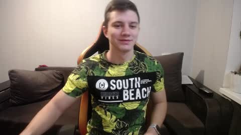 Nick   online show from December 14, 9:02 pm