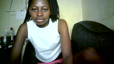 Snapshot of therry_heart chatting on May 21, 7:15 am hearty online show from May 21, 7:15 am