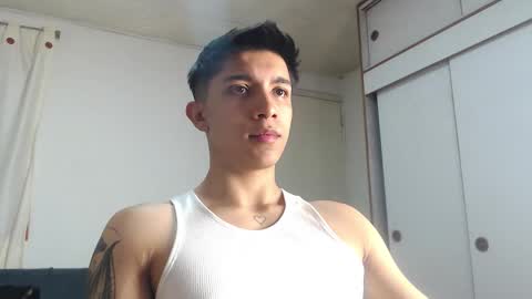 thesaint_xxx online show from March 6, 10:28 pm