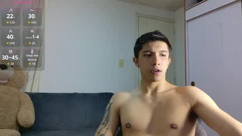 Snapshot of thesaint_xxx chatting on June 25, 2:11 am thesaint_xxx online show from June 25, 2:11 am