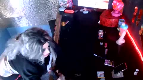 Snapshot of theshowgirlsberlin chatting on May 16, 5:01 pm theshowgirl online show from May 16, 5:01 pm