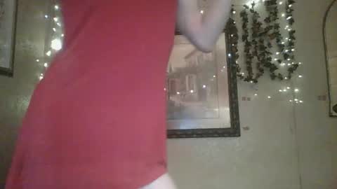 sillymillie0 online show from February 11, 3:50 pm