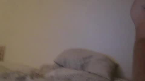 Snapshot of theskeetr27 chatting on August 8, 7:54 am theskeetr27 online show from August 8, 7:54 am