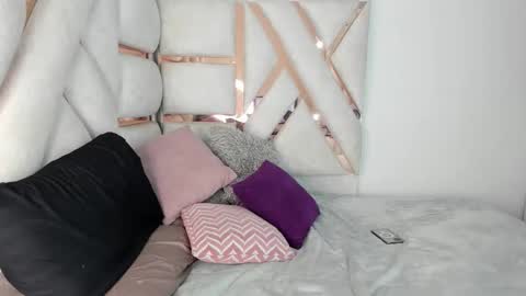 Camila online show from September 20, 7:42 am