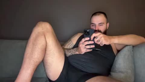 Snapshot of thessalonikios1987 chatting on December 14, 9:45 pm Hornyforyou online show from December 14, 9:45 pm