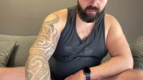 Snapshot of thessalonikios1987 chatting on December 26, 9:22 am Hornyforyou online show from December 26, 9:22 am