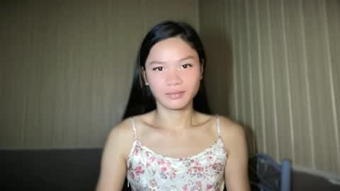 thesweetgirlugly_lilly online show from June 16, 7:27 pm