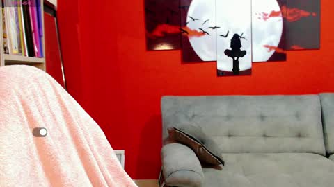 Snapshot of thesweethari chatting on December 19, 5:29 am I dont do real meetings My bio online show from December 19, 5:29 am