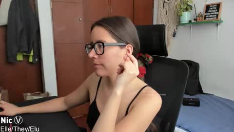 Nicole online show from January 14, 3:17 pm