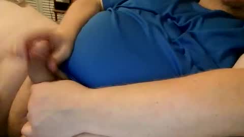 Snapshot of thetrouble chatting on October 25, 1:18 pm thetrouble online show from October 25, 1:18 pm