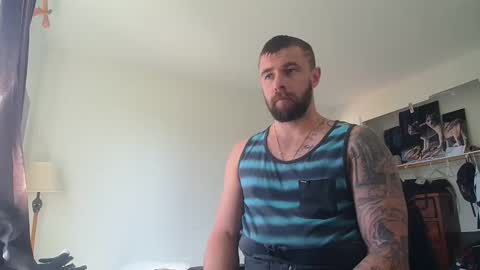 Snapshot of theufcfan_8181 chatting on April 17, 10:35 pm troy online show from April 17, 10:35 pm