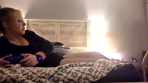 Snapshot of theunbound07 chatting on October 3, 12:46 pm theunbound07 online show from October 3, 12:46 pm