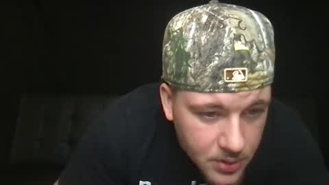 Snapshot of theviberoom chatting on September 12, 5:02 pm The Vibe Room online show from September 12, 5:02 pm