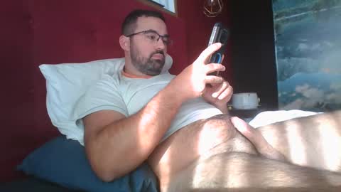 Snapshot of theviper1990 chatting on December 9, 11:36 am Carlos1990 online show from December 9, 11:36 am