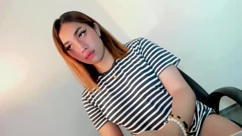 stella online show from November 11, 2:33 am