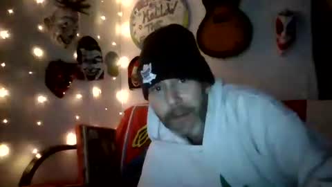 Snapshot of theycallmemellowthebreeze chatting on January 19, 6:21 pm mellow online show from January 19, 6:21 pm