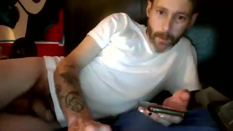 Snapshot of theycallmemellowthebreeze chatting on October 12, 12:48 pm mellow online show from October 12, 12:48 pm