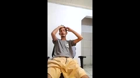 Snapshot of theyllorwillians chatting on April 4, 10:46 am theyllorwillians online show from April 4, 10:46 am