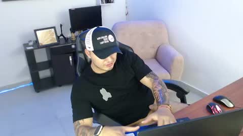 thiago_420 online show from June 13, 1:58 am