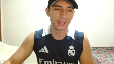 thiago_deseo69 online show from April 30, 1:34 am