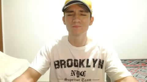 thiago_deseo69 online show from May 2, 12:04 am
