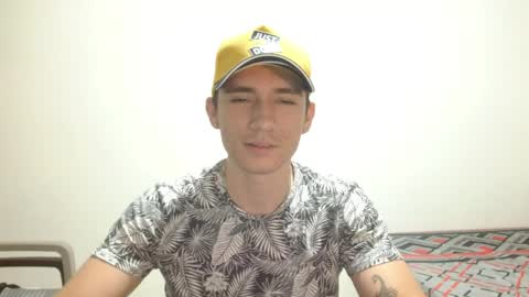 Snapshot of thiago_deseo69 chatting on May 13, 12:52 am thiago_deseo69 online show from May 13, 12:52 am