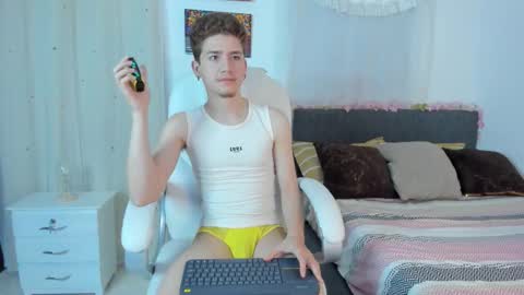 Manuel online show from November 24, 2:22 am