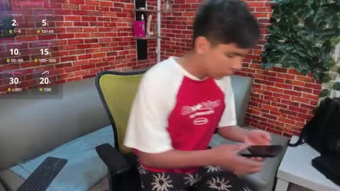 thiago online show from May 22, 1:39 pm