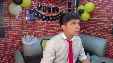 thiago online show from May 26, 1:07 pm