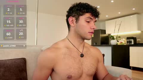 Snapshot of thiago_l chatting on September 12, 4:40 pm Just Thiago online show from September 12, 4:40 pm