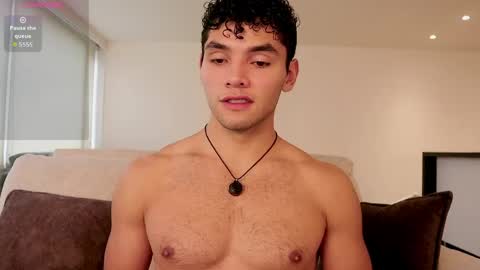 Snapshot of thiago_l chatting on May 7, 4:34 pm Just Thiago online show from May 7, 4:34 pm