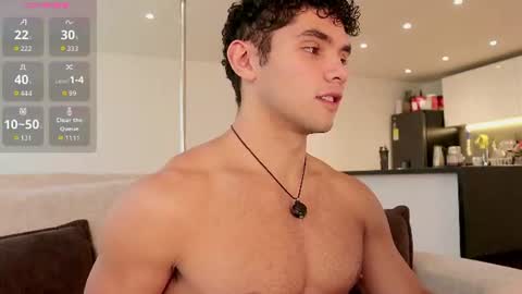 Snapshot of thiago_l chatting on June 16, 4:31 pm Just Thiago online show from June 16, 4:31 pm