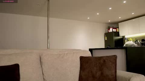Snapshot of thiago_l chatting on June 19, 12:48 am Just Thiago online show from June 19, 12:48 am