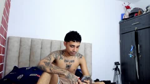 Snapshot of thiago_mille chatting on June 2, 6:21 pm thiago_mille online show from June 2, 6:21 pm