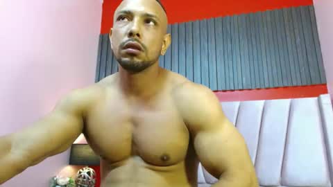 Thiago Summers online show from November 22, 3:22 pm
