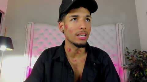 ThiagoFerreti online show from October 24, 9:44 pm